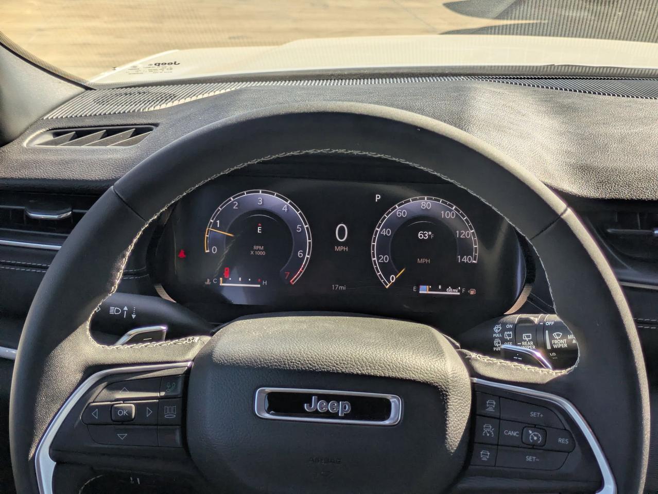 2025 Jeep Grand Cherokee L Laredo X Castroville TX