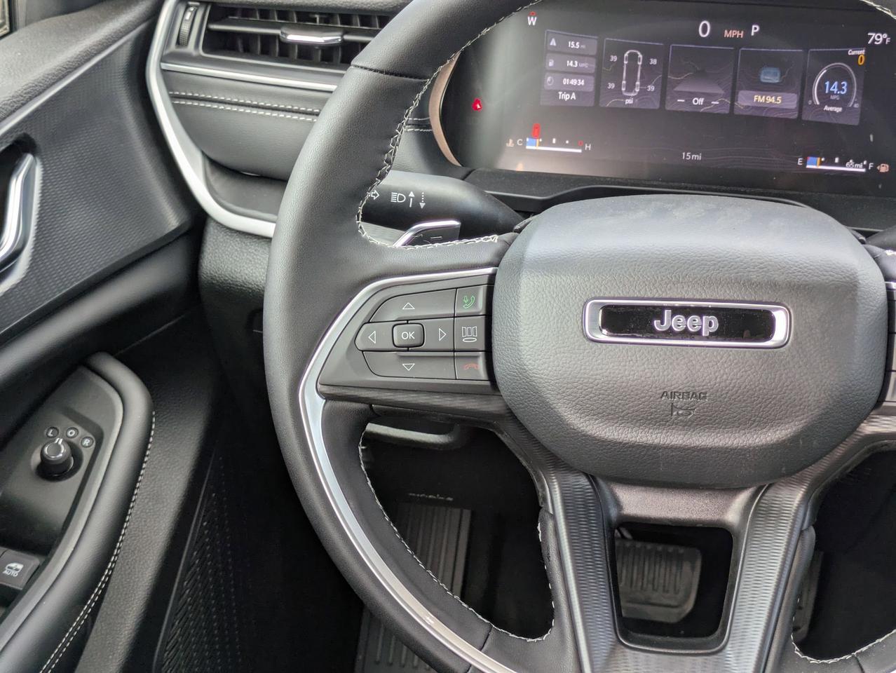 2025 Jeep Grand Cherokee L Laredo X Castroville TX