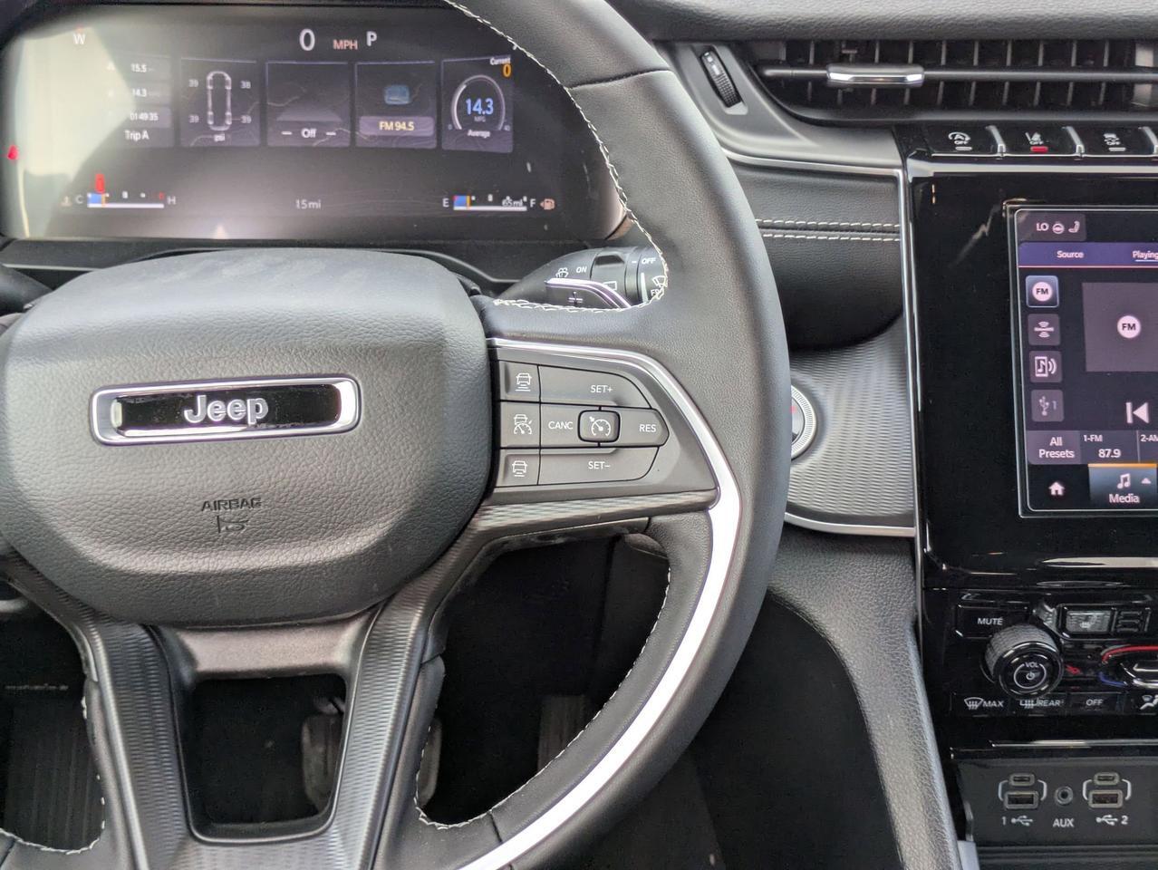 2025 Jeep Grand Cherokee L Laredo X Castroville TX