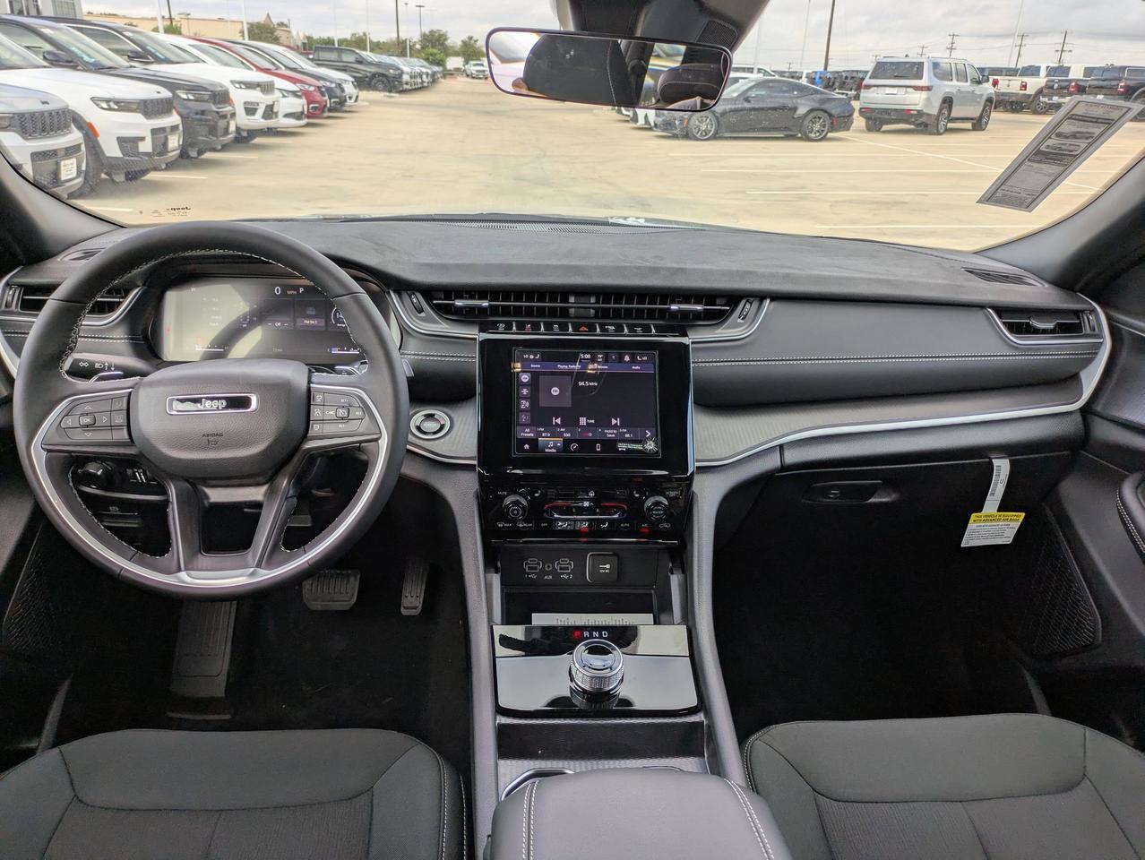 2025 Jeep Grand Cherokee L Laredo X Castroville TX