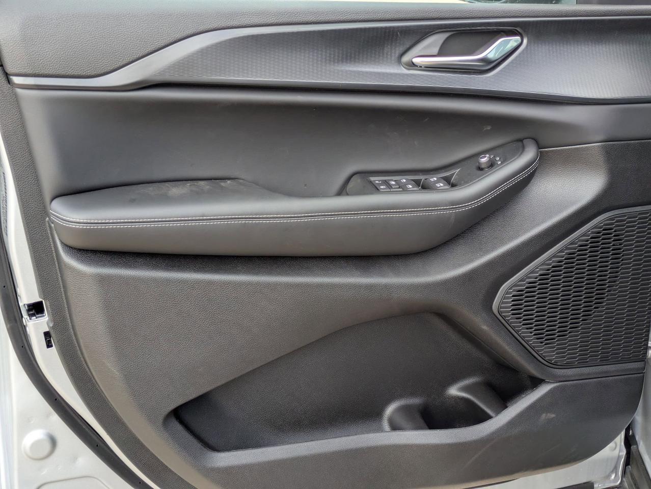 2025 Jeep Grand Cherokee L Laredo X Castroville TX