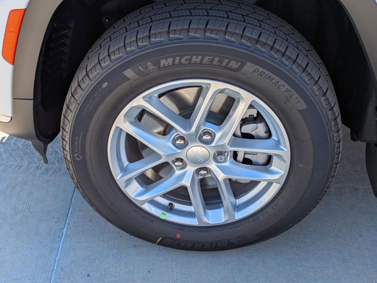 2025 Jeep Grand Cherokee L Laredo X Castroville TX