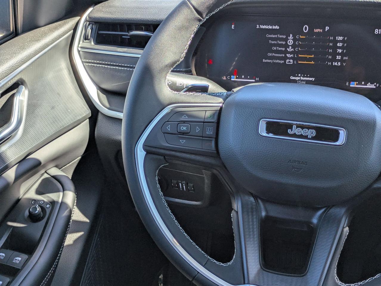 2025 Jeep Grand Cherokee L Laredo X Castroville TX