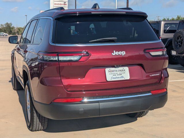 2025 Jeep Grand Cherokee L Laredo X Castroville TX