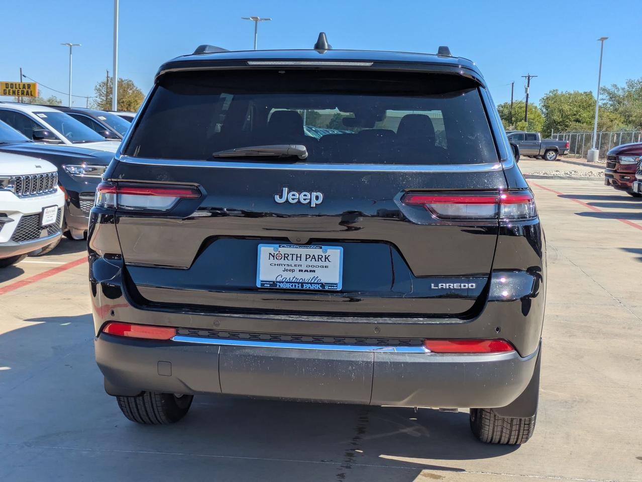2025 Jeep Grand Cherokee L Laredo X Castroville TX