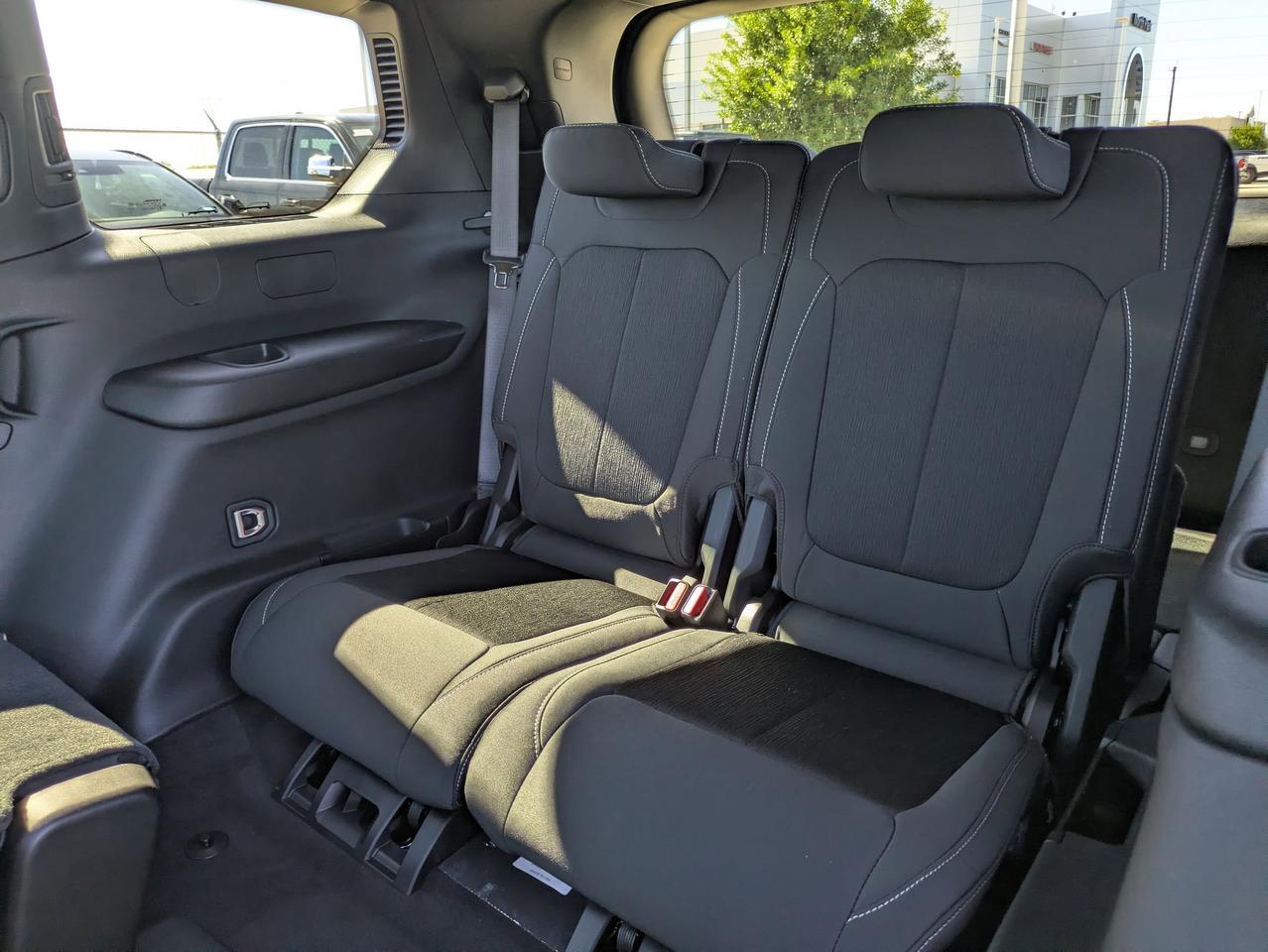 2025 Jeep Grand Cherokee L Laredo X Castroville TX