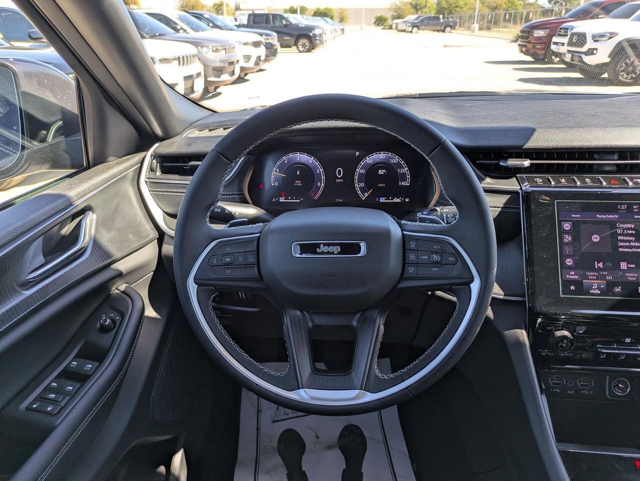 2025 Jeep Grand Cherokee L Laredo X Castroville TX