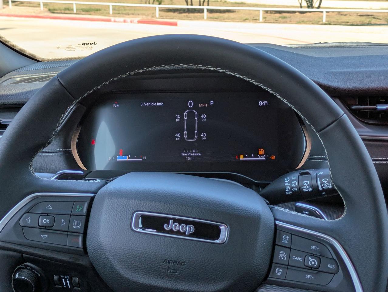 2025 Jeep Grand Cherokee L Laredo X Castroville TX