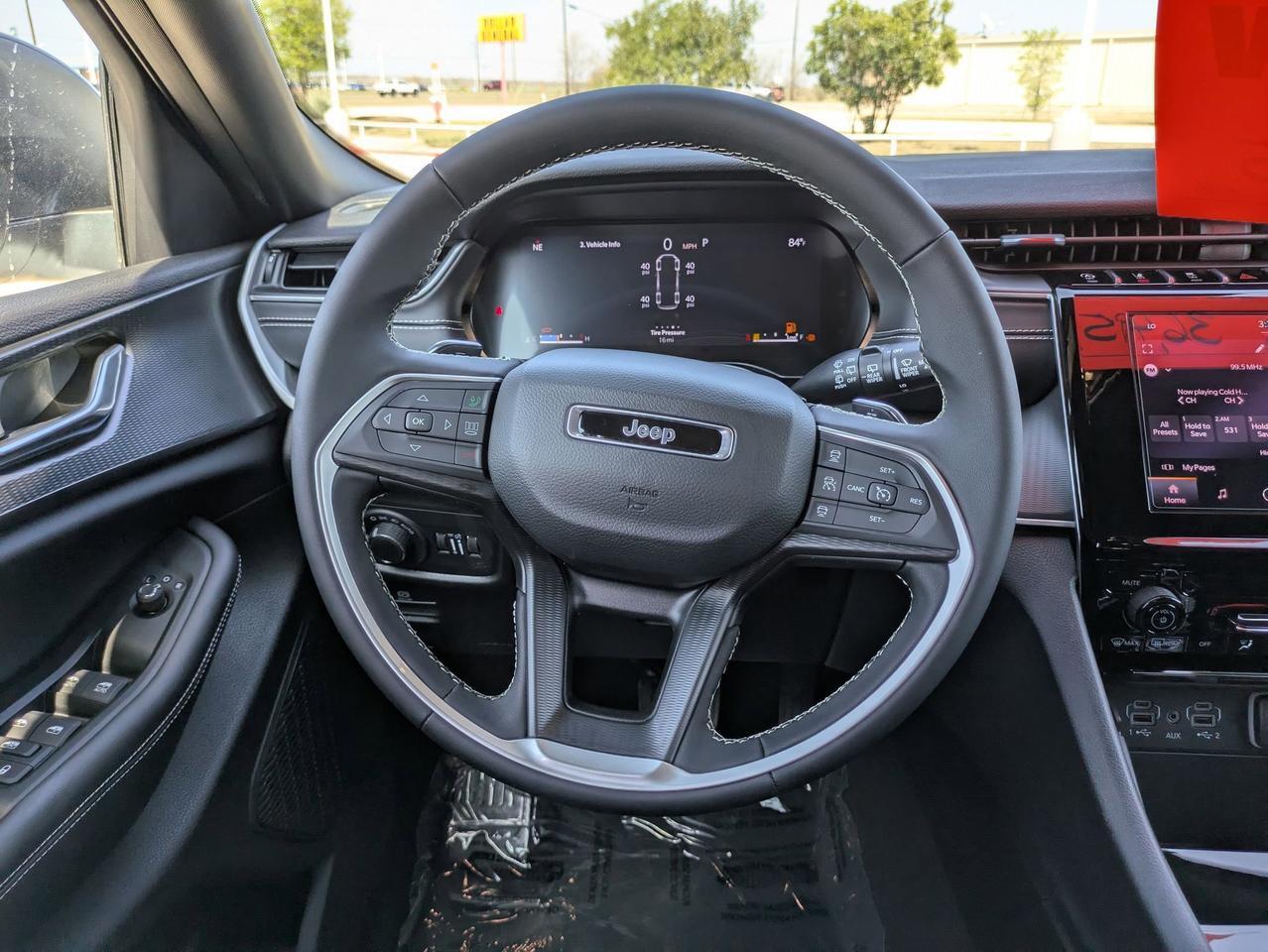 2025 Jeep Grand Cherokee L Laredo X Castroville TX