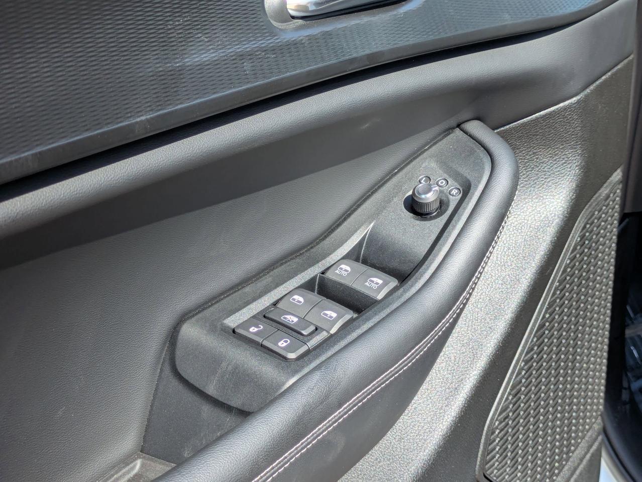 2025 Jeep Grand Cherokee L Laredo X Castroville TX