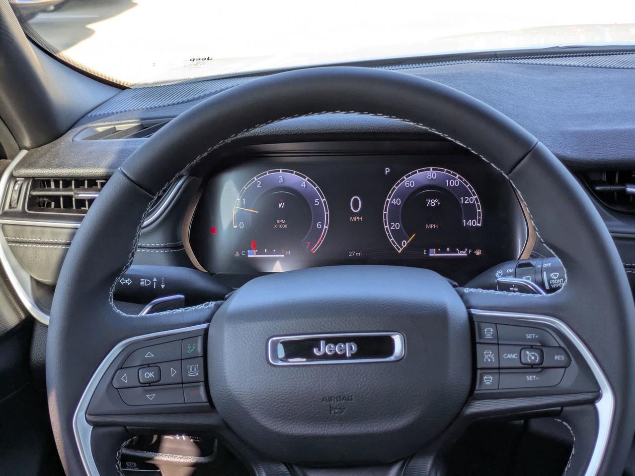 2025 Jeep Grand Cherokee L Laredo X Castroville TX