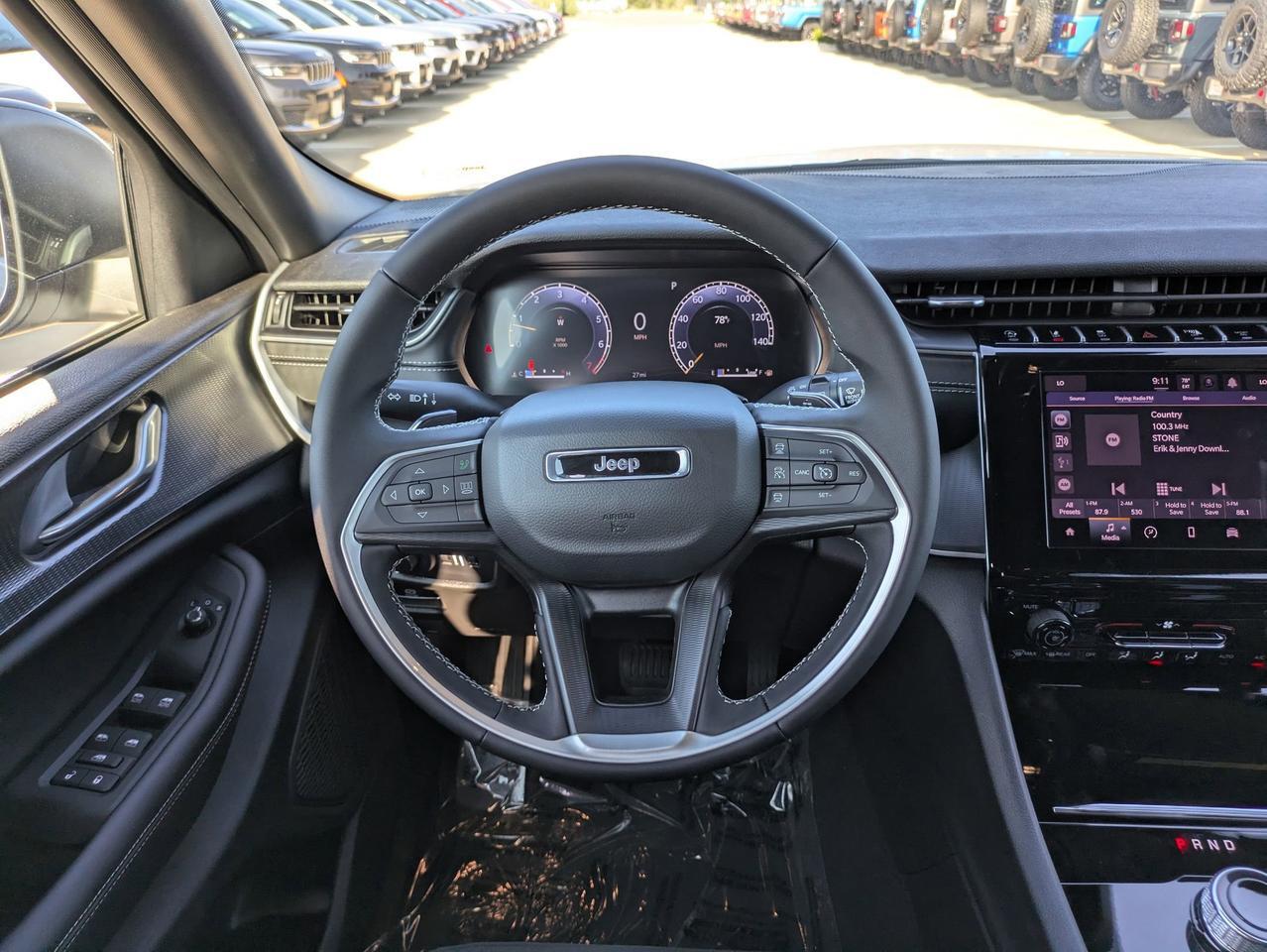 2025 Jeep Grand Cherokee L Laredo X Castroville TX