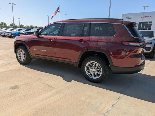 2025 Jeep Grand Cherokee L Laredo X Castroville TX