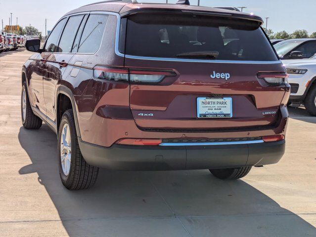 2025 Jeep Grand Cherokee L Laredo X Castroville TX