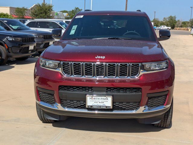2025 Jeep Grand Cherokee L Laredo X Castroville TX