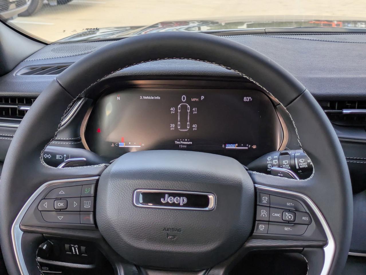2025 Jeep Grand Cherokee L Laredo X Castroville TX