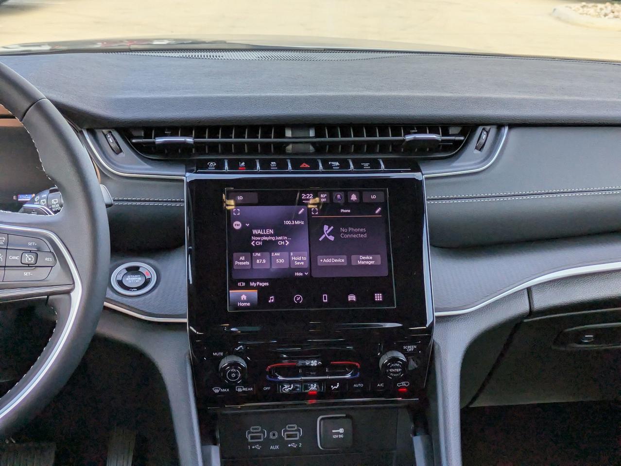 2025 Jeep Grand Cherokee L Laredo X Castroville TX