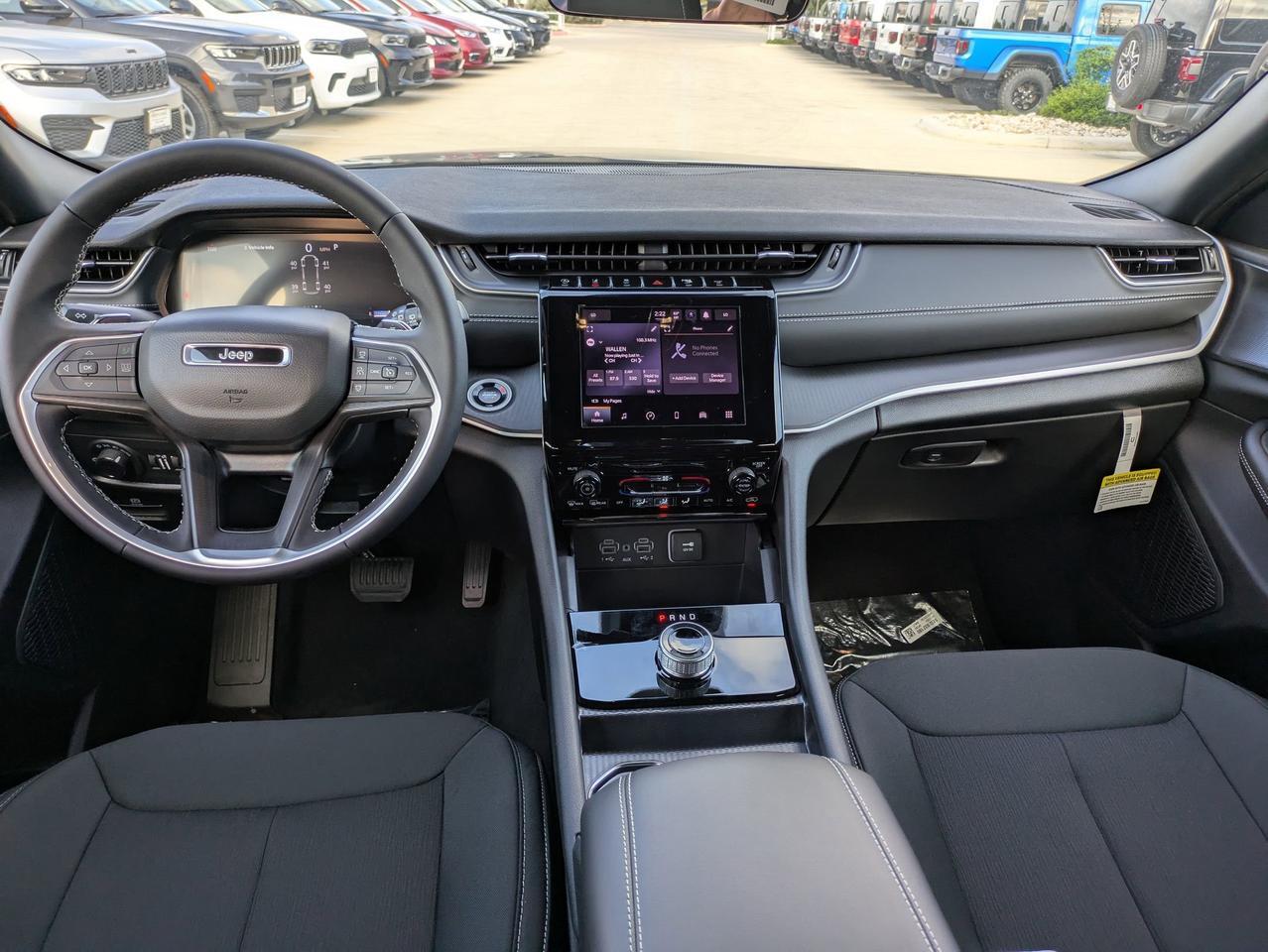 2025 Jeep Grand Cherokee L Laredo X Castroville TX