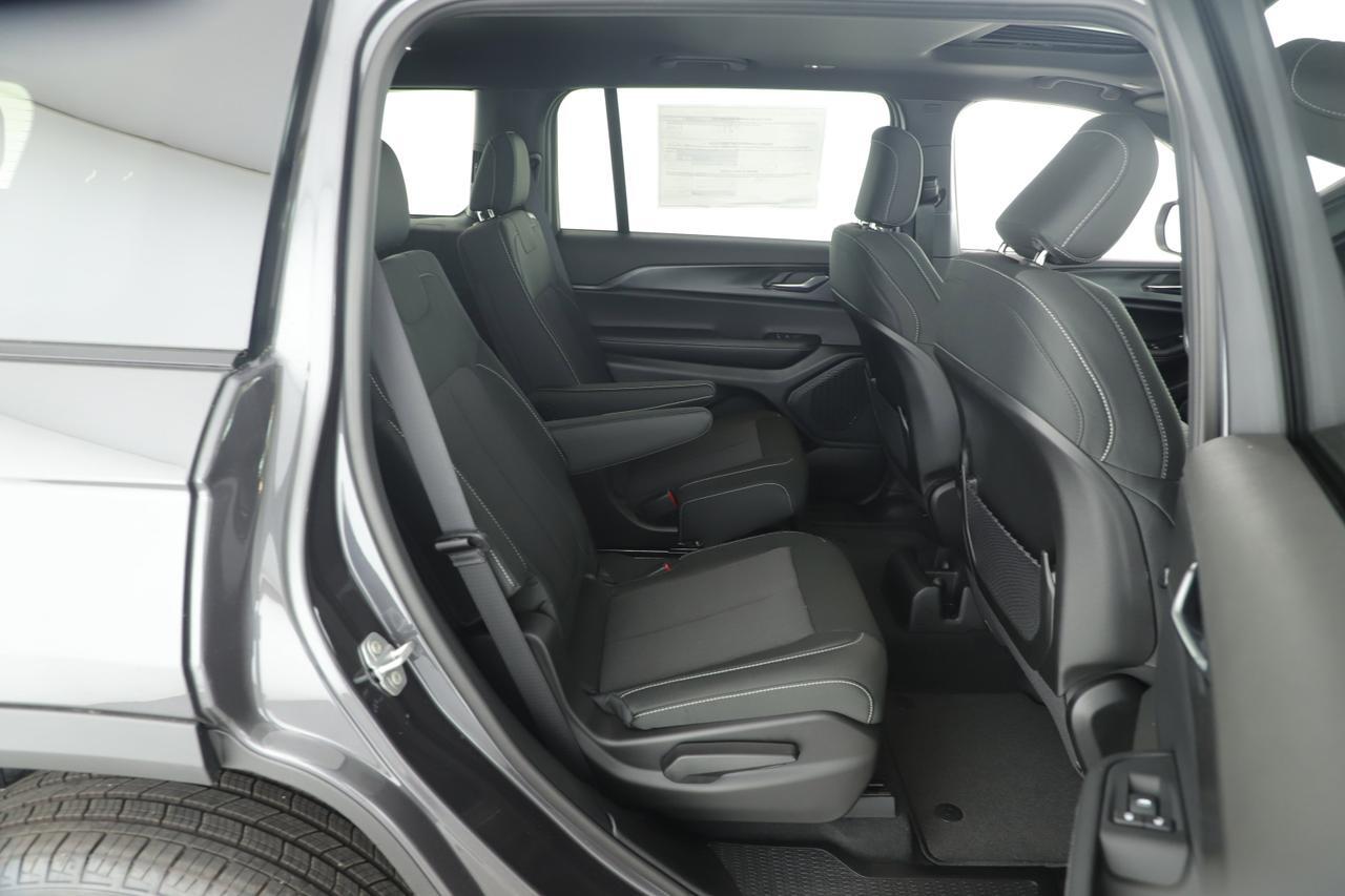 2025 Jeep Grand Cherokee L Laredo X New Braunfels TX
