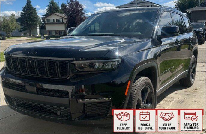2025 Jeep Grand Cherokee L Limited 4WD | V6 | Low KMs | 7 Passenger | Heated Seats | Power Liftgate | Capri Leatherette