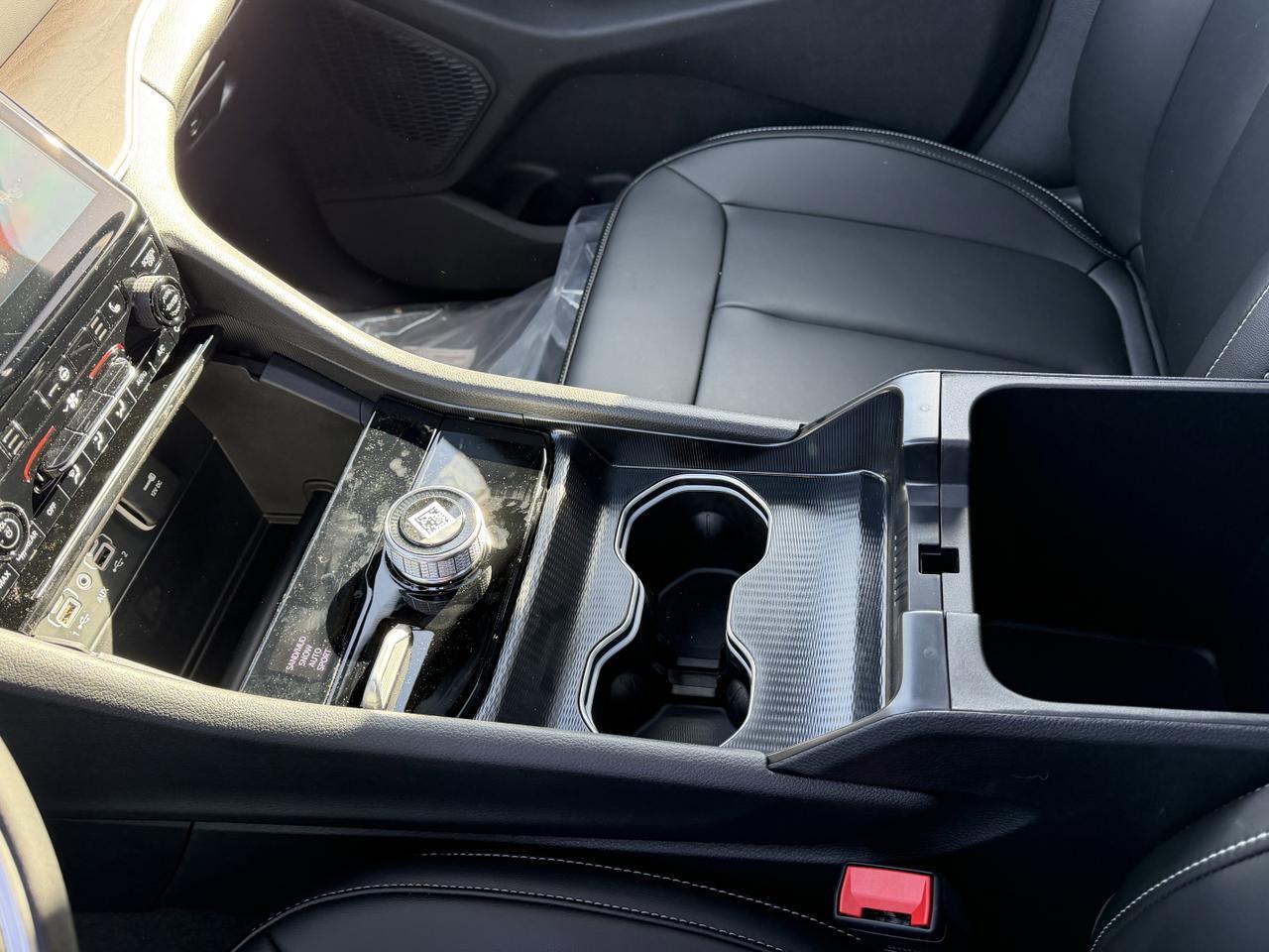 2025 Jeep Grand Cherokee L Limited 4x4 | V6 | Black Appearance Pkg | Pano Sunroof | Remote Start Redwater AB