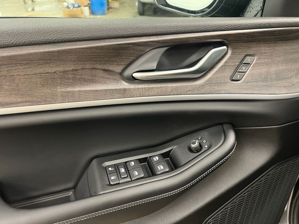 2025 Jeep Grand Cherokee L Limited Bozeman MT