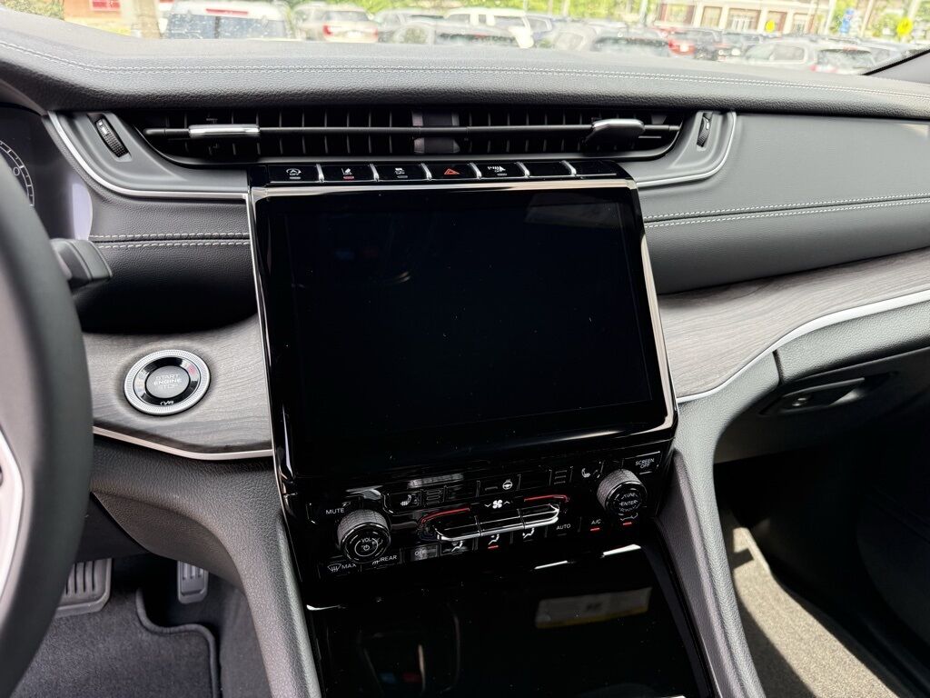 2025 Jeep Grand Cherokee L Limited Crestwood KY