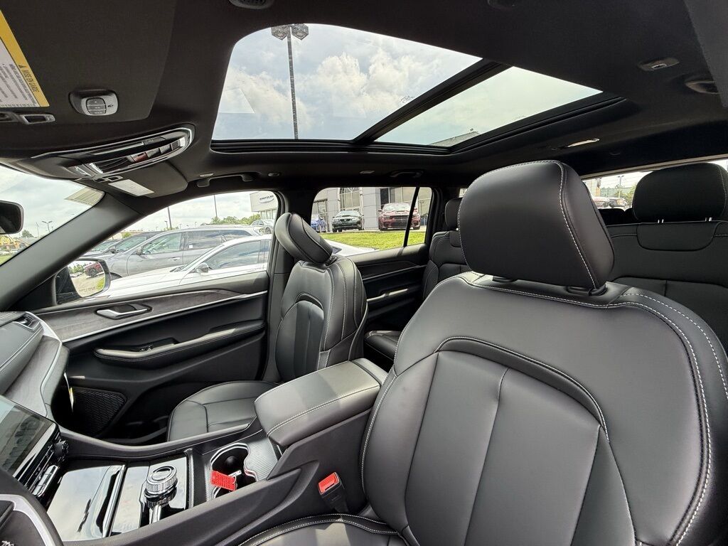 2025 Jeep Grand Cherokee L Limited Crestwood KY