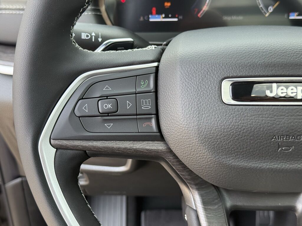 2025 Jeep Grand Cherokee L Limited Crestwood KY
