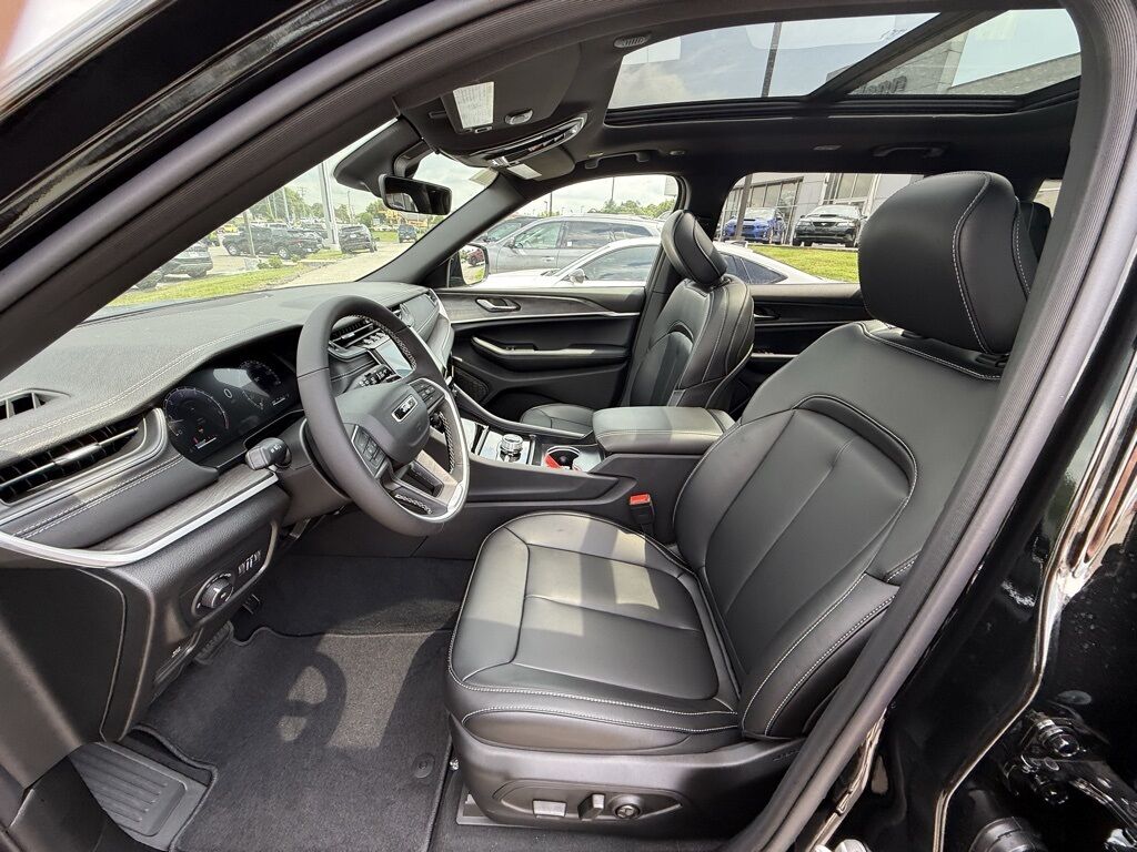 2025 Jeep Grand Cherokee L Limited Crestwood KY