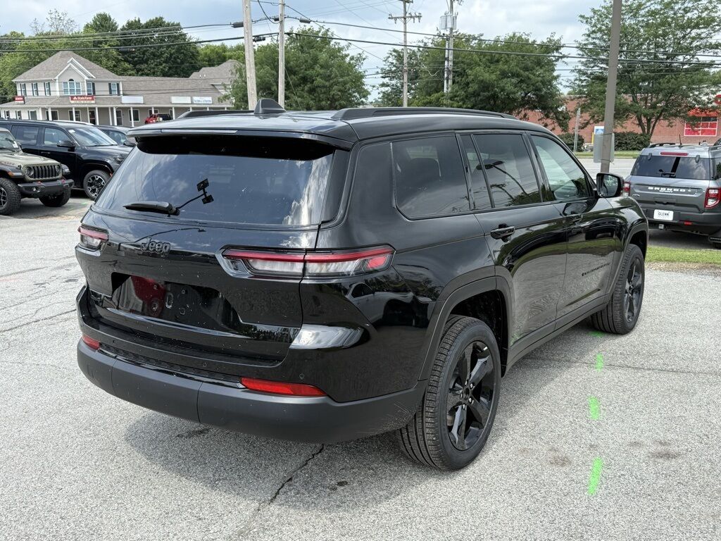 2025 Jeep Grand Cherokee L Limited Crestwood KY