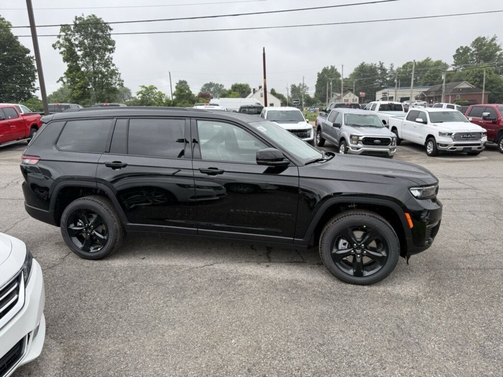 2025 Jeep Grand Cherokee L Limited Crestwood KY