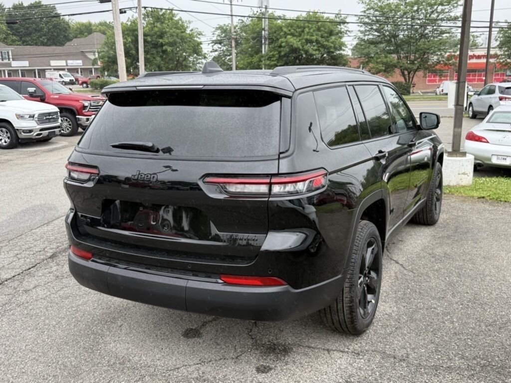 2025 Jeep Grand Cherokee L Limited Crestwood KY