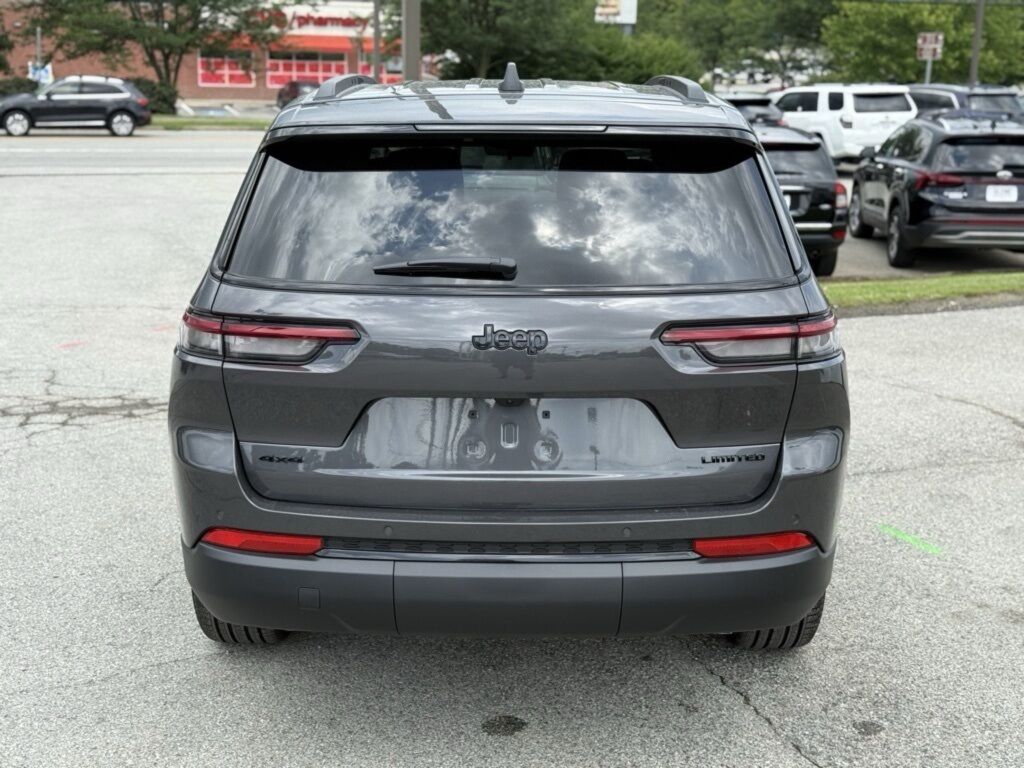 2025 Jeep Grand Cherokee L Limited Crestwood KY