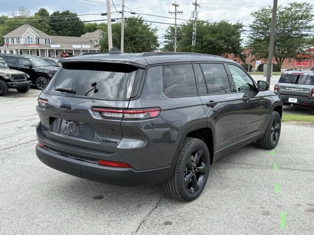 2025 Jeep Grand Cherokee L Limited Crestwood KY