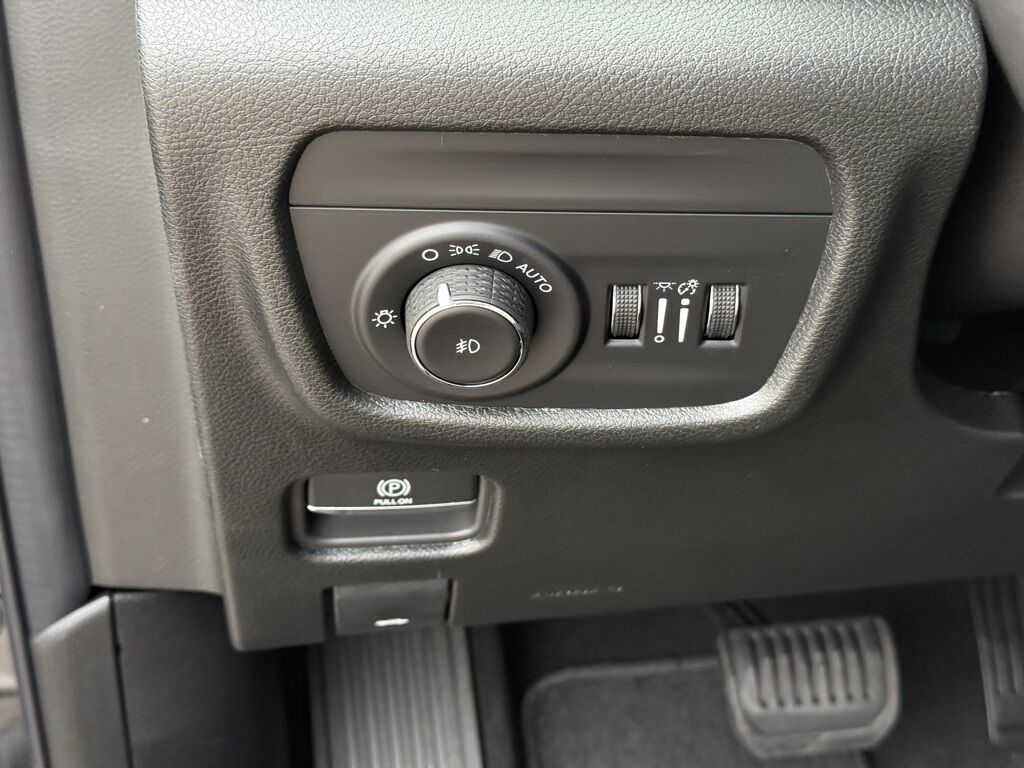 2025 Jeep Grand Cherokee L Limited Crestwood KY