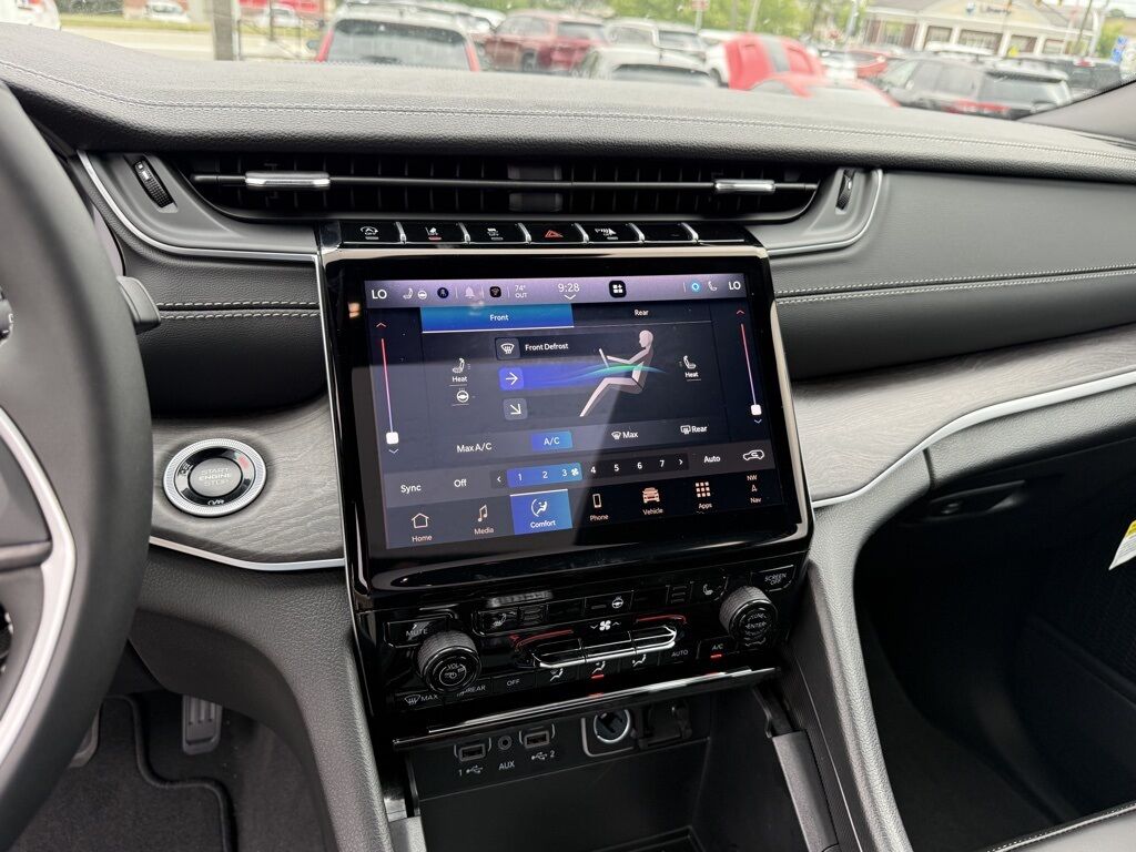 2025 Jeep Grand Cherokee L Limited Crestwood KY