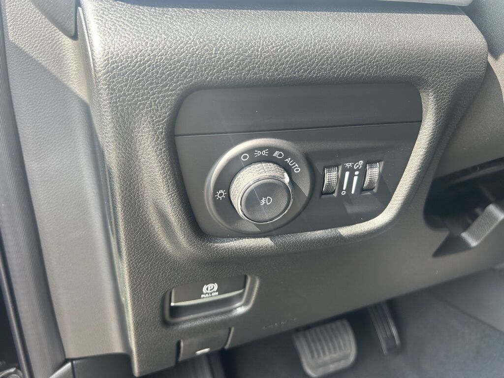 2025 Jeep Grand Cherokee L Limited Crestwood KY