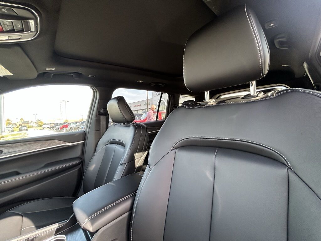 2025 Jeep Grand Cherokee L Limited Crestwood KY