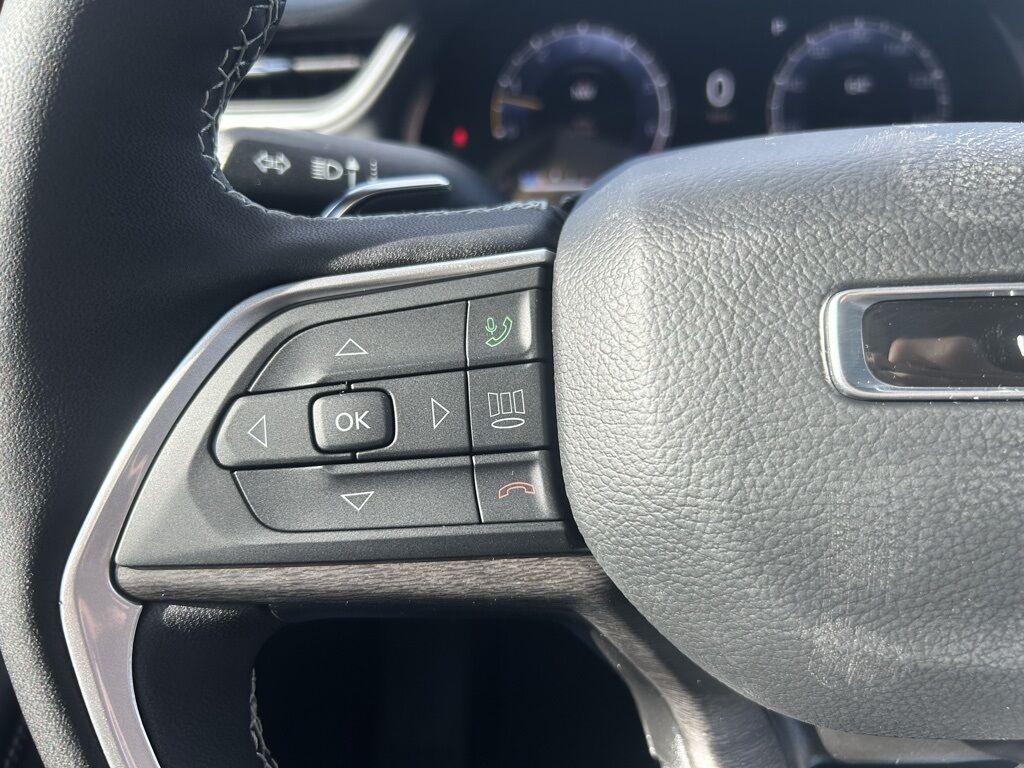 2025 Jeep Grand Cherokee L Limited Crestwood KY