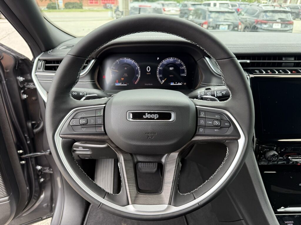 2025 Jeep Grand Cherokee L Limited Crestwood KY