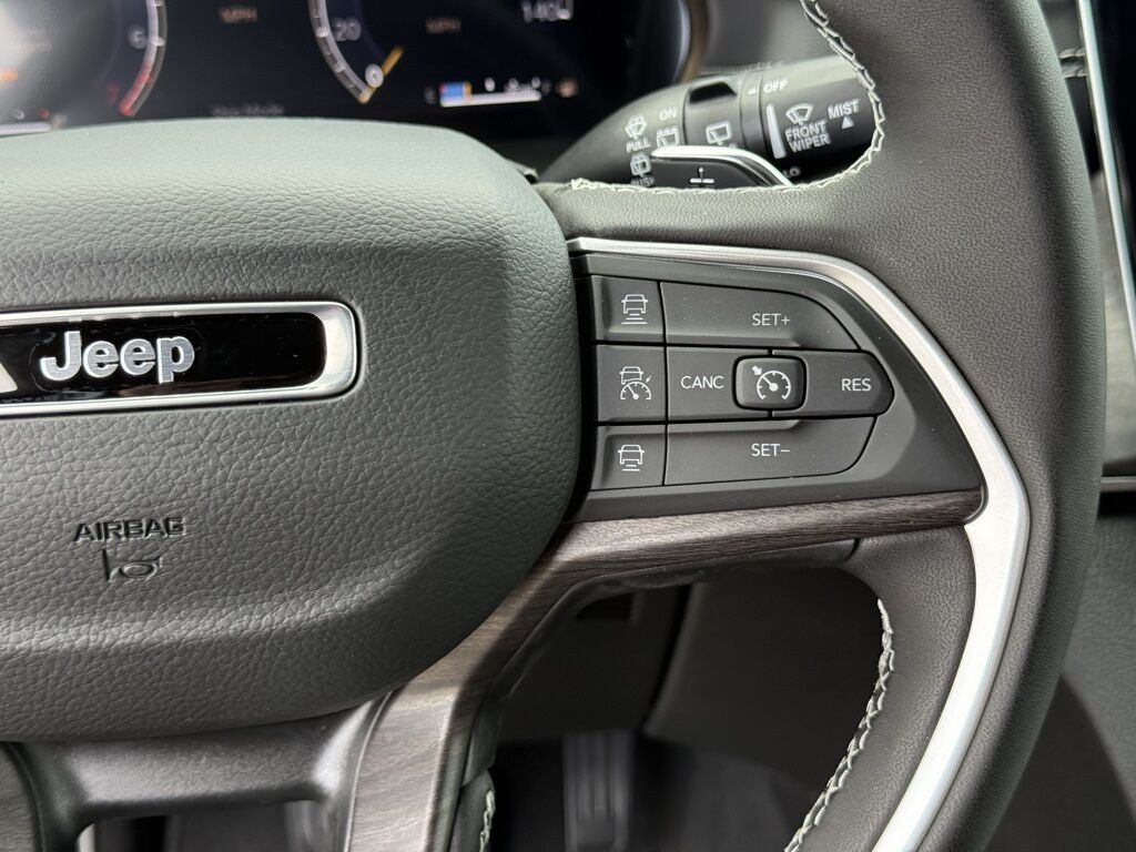 2025 Jeep Grand Cherokee L Limited Crestwood KY