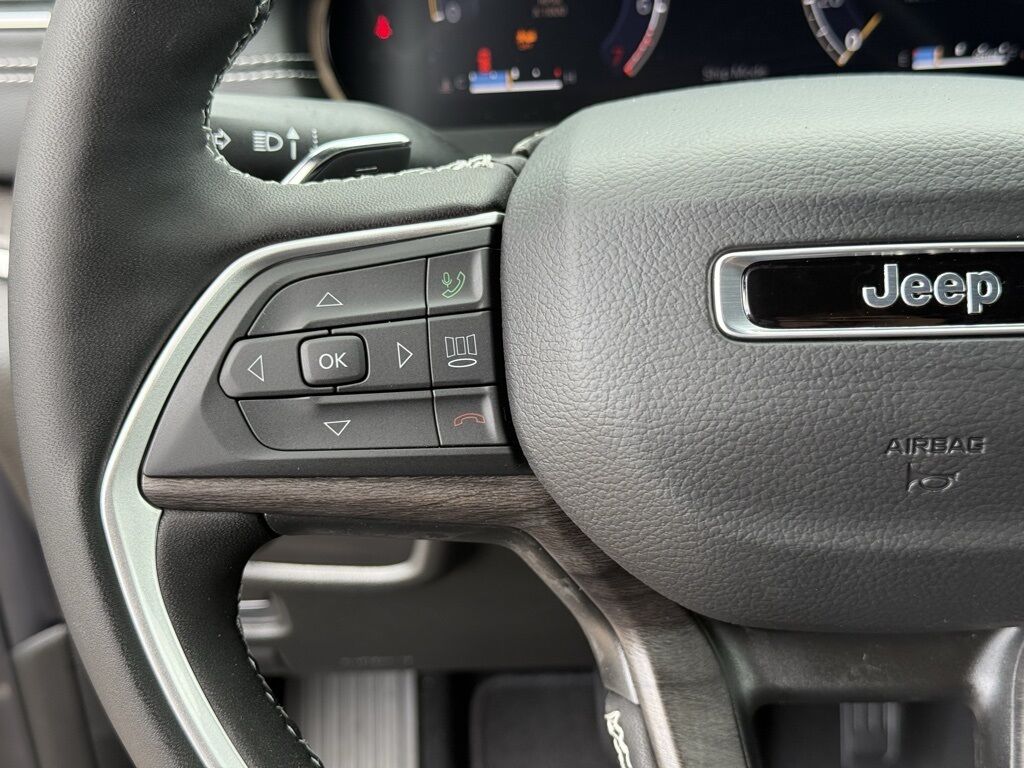2025 Jeep Grand Cherokee L Limited Crestwood KY