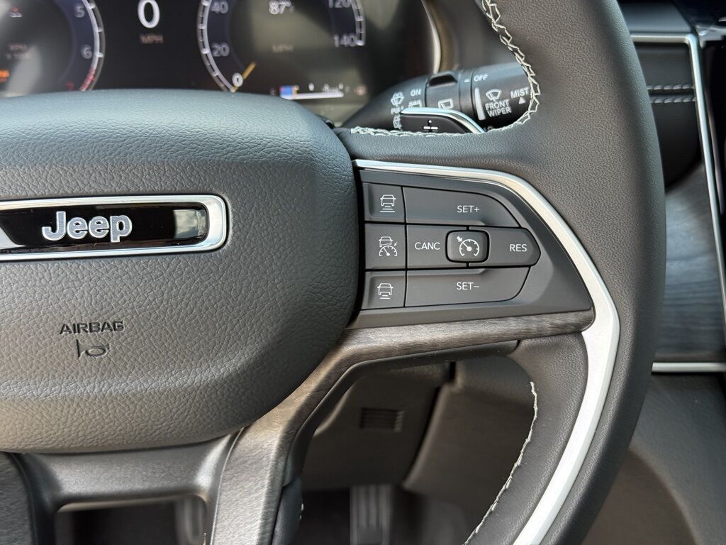2025 Jeep Grand Cherokee L Limited Crestwood KY