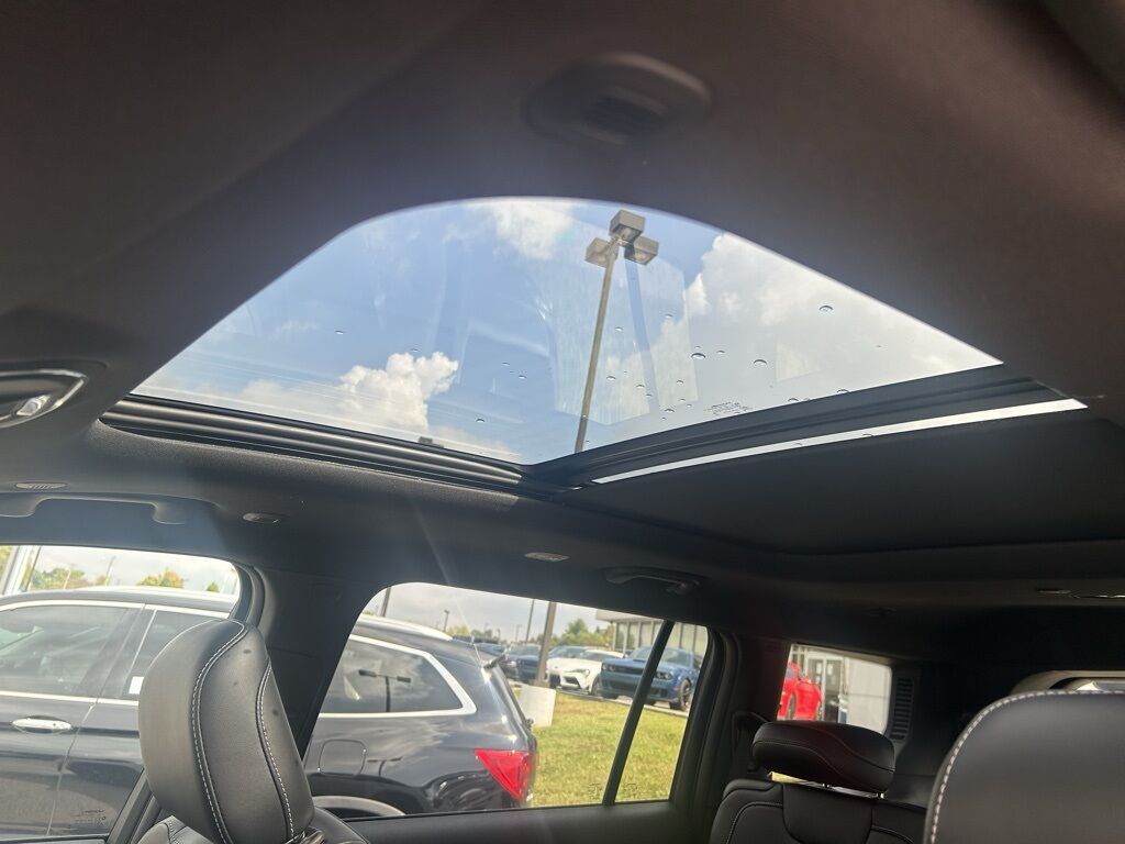 2025 Jeep Grand Cherokee L Limited Crestwood KY