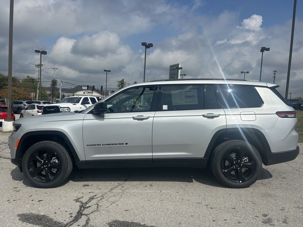 2025 Jeep Grand Cherokee L Limited Crestwood KY