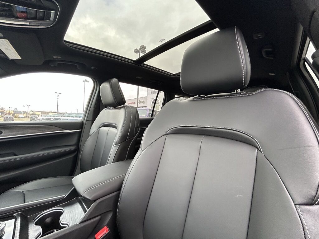 2025 Jeep Grand Cherokee L Limited Crestwood KY