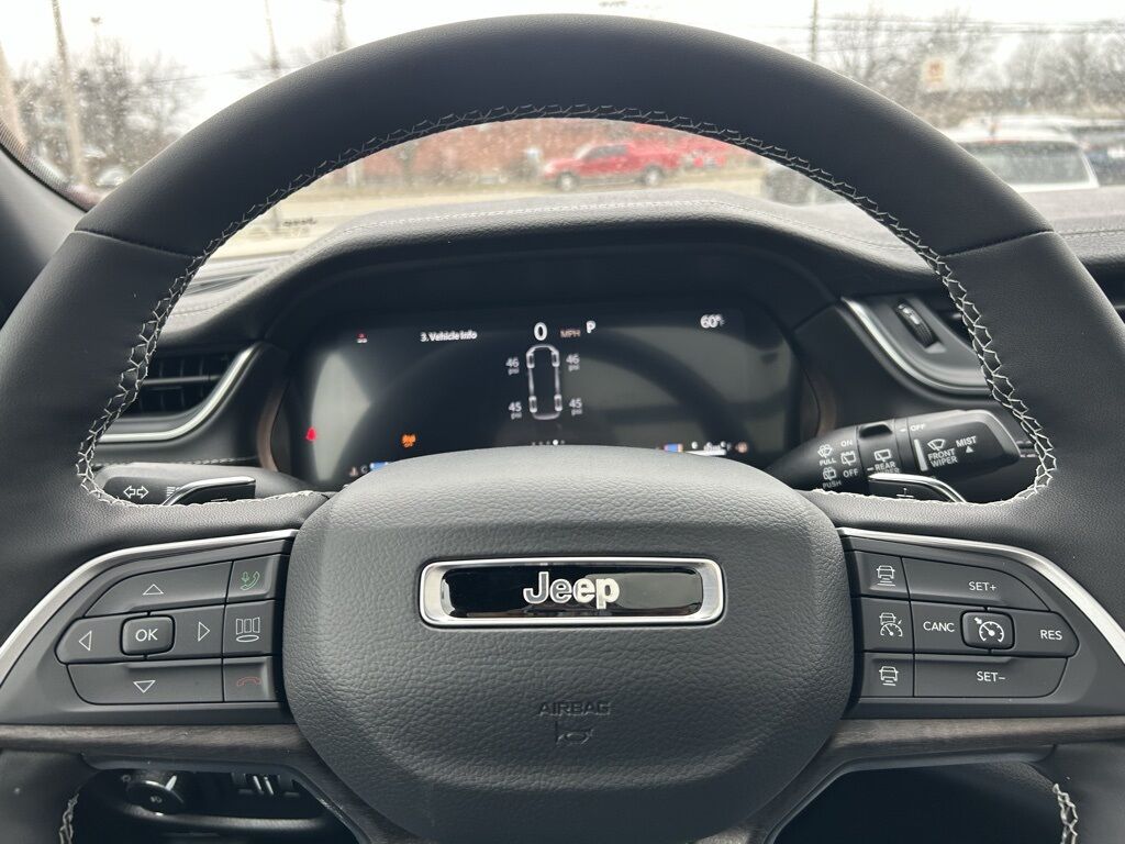 2025 Jeep Grand Cherokee L Limited Crestwood KY