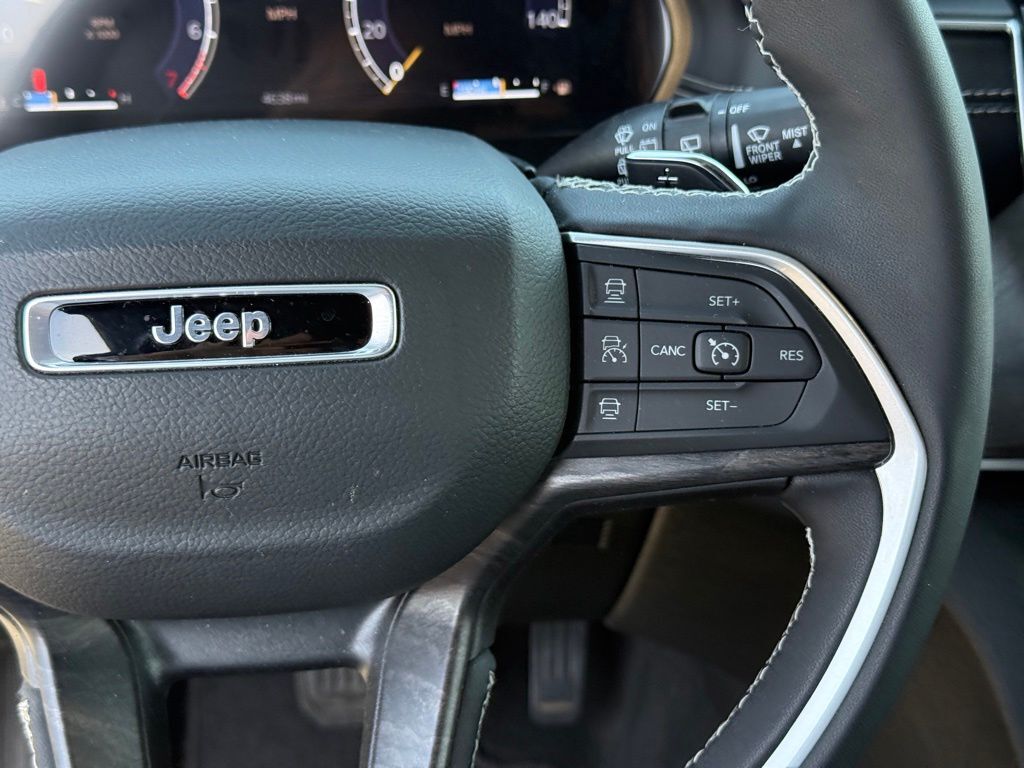 2025 Jeep Grand Cherokee L Limited Crestwood KY
