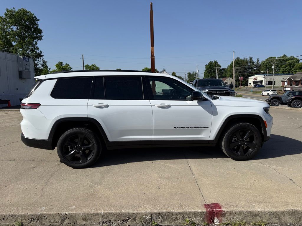2025 Jeep Grand Cherokee L Limited Crestwood KY
